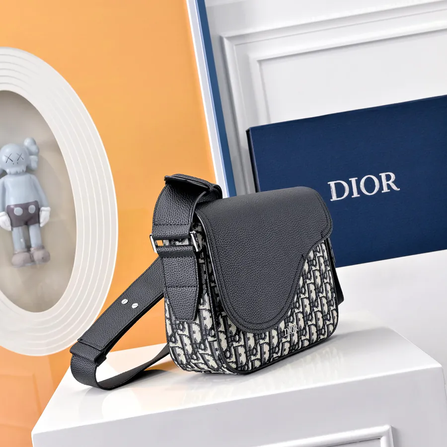 Di.or Mini Saddle Messenger Bag