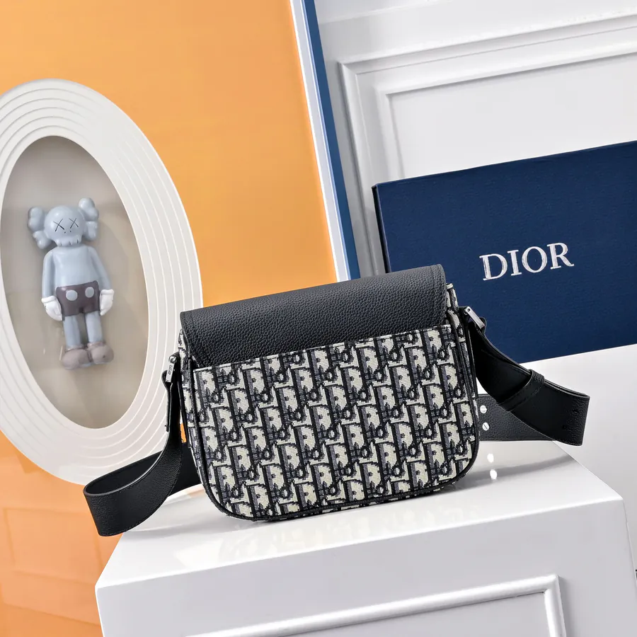 Di.or Mini Saddle Messenger Bag