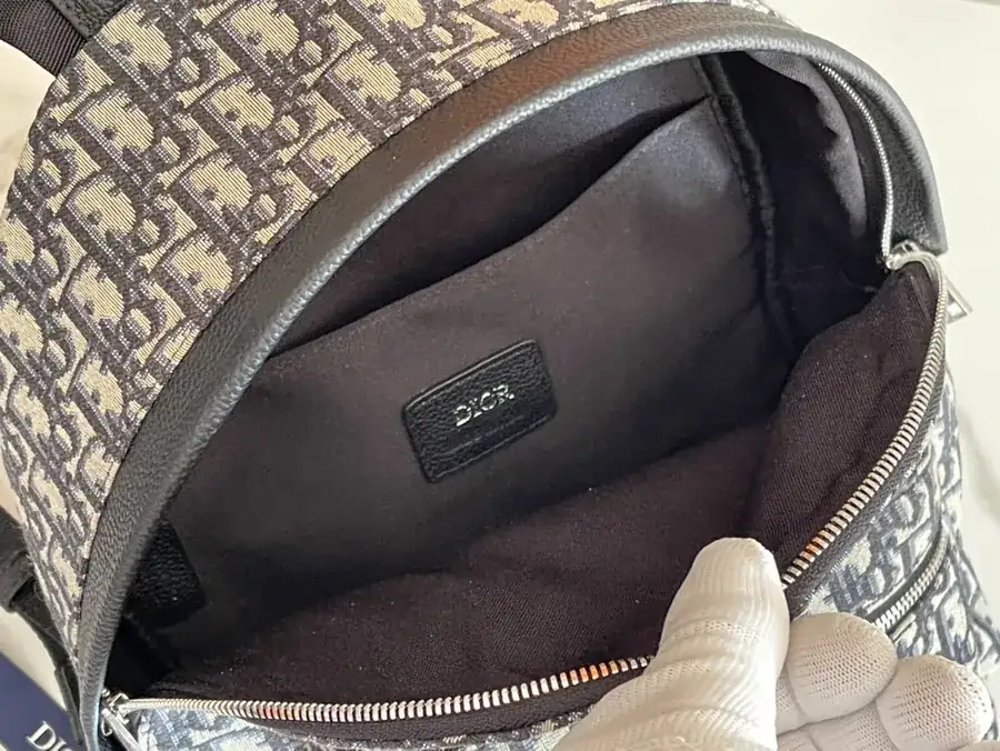 DIO.R Oblique 2023 Small Shoulder Bag