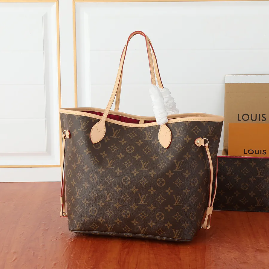 LV NEVERFULL Medium Handbag M40995