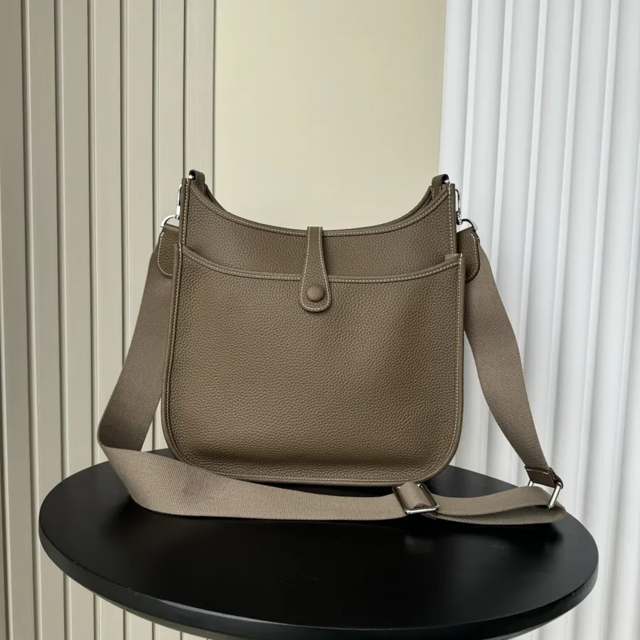 Hermès 2024 Premium Tote Bag Italian Calfskin with Grained Texture