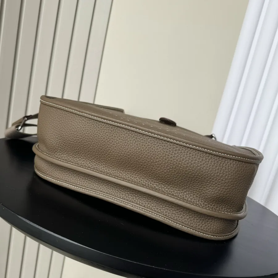 Hermès 2024 Premium Tote Bag Italian Calfskin with Grained Texture