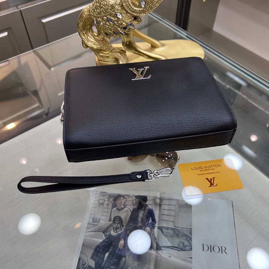 LOUIS VUITTON New Handbag Elegant Design and Premium Quality