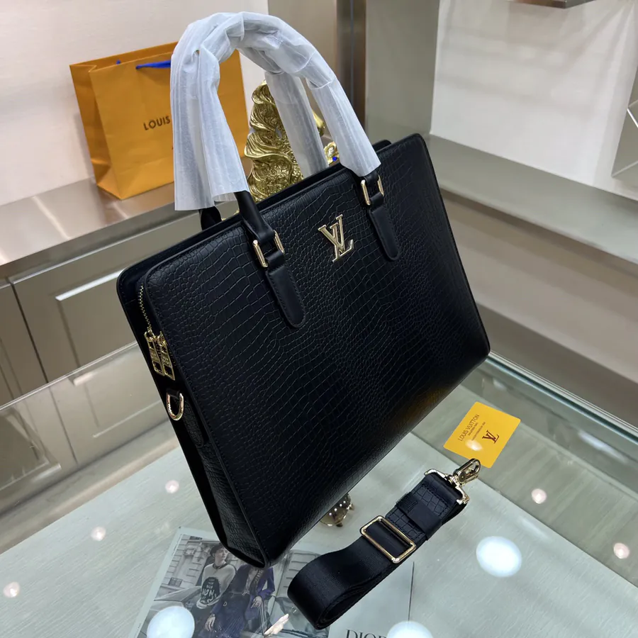 LOUIS VUITTON New Briefcase Elegant Design and Premium Quality