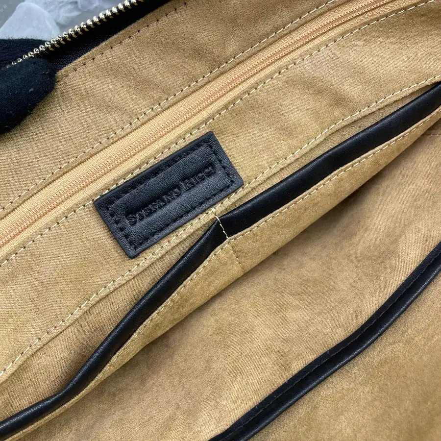 Stephen's Premium Men's Briefcase Elegant and Refined Design