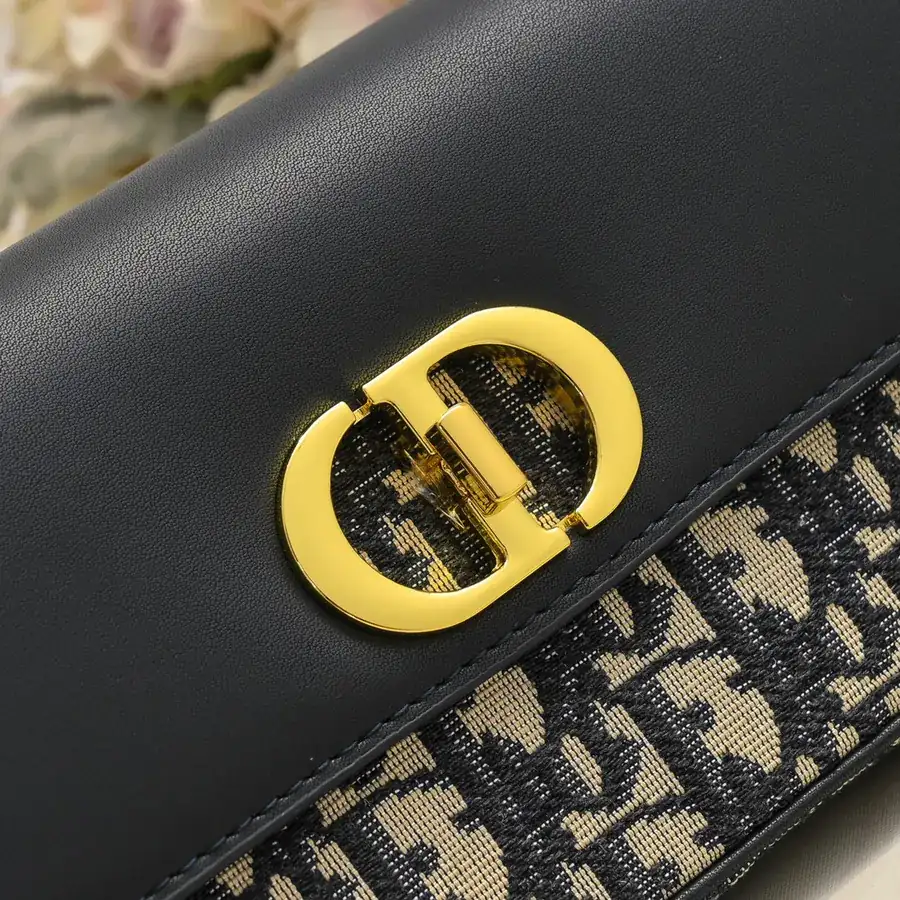 2014 30 Montaigne Avenue East West Mini Crossbody Bag