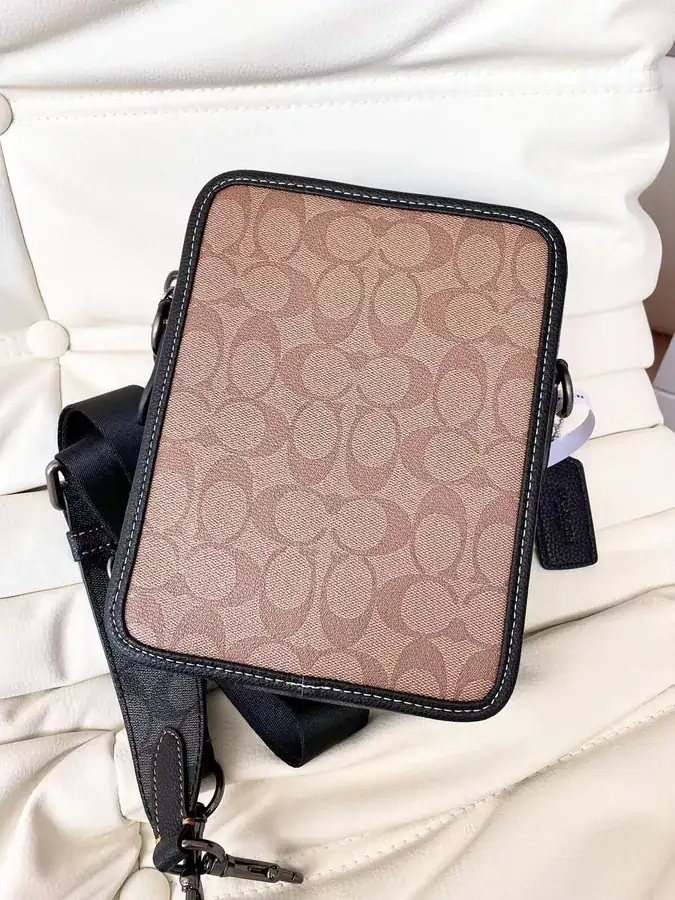 Tra New Men's Shoulder Bag Classic Design