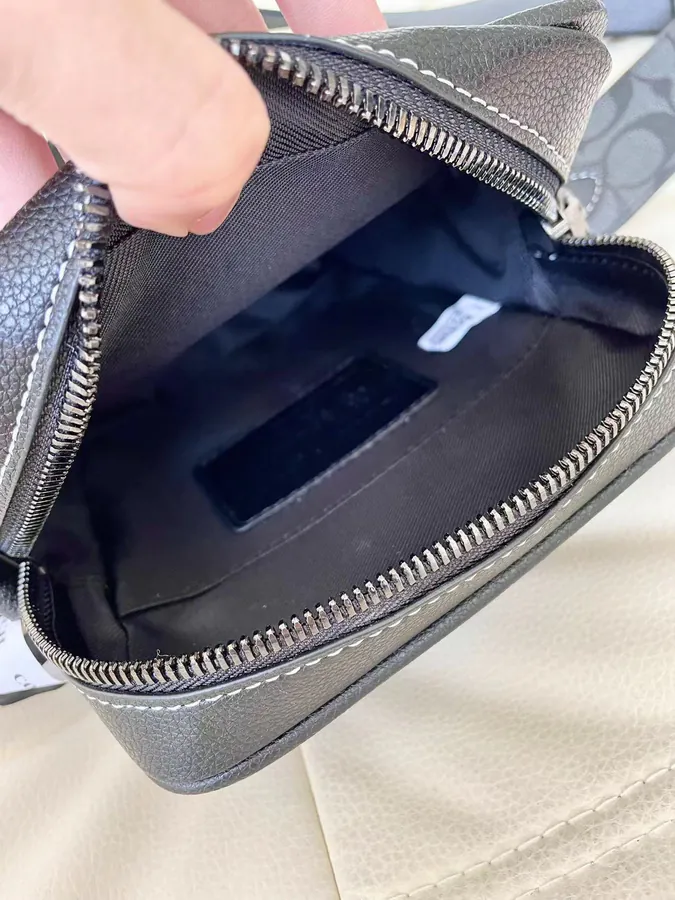 Tra New Men's Shoulder Bag Classic Design