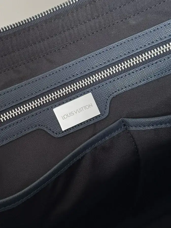 LV Bucket Bag Premium Grained Calfskin with Classic Design