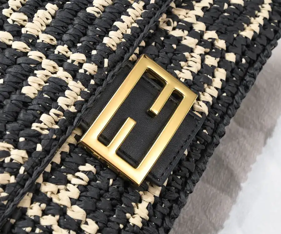 FEND 1 Baguette Basket