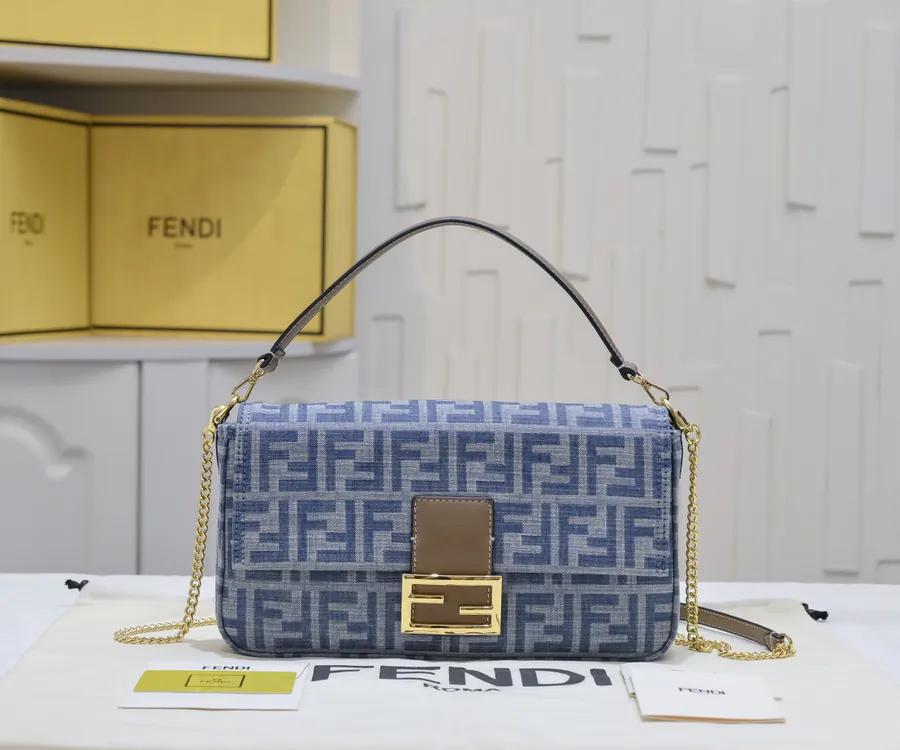 FEND 1 Vintage Embroidery Baguette