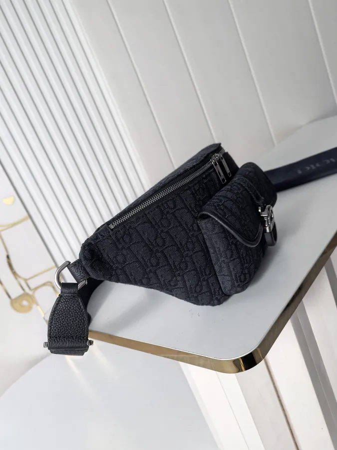 8 Spring 2025 Collection Tote Bag