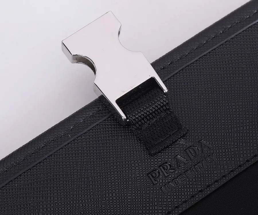 Mini Mail Bag in Grained Calfskin