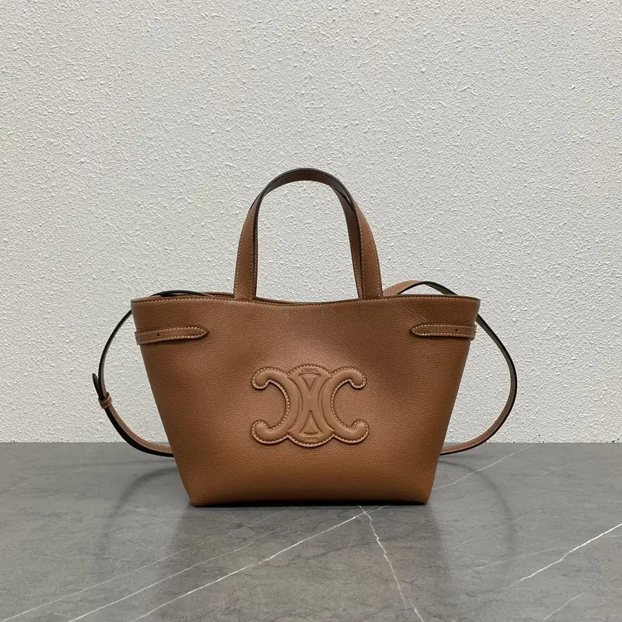 CABAS ANAIS Small Bucket Bag in Grained Calfskin