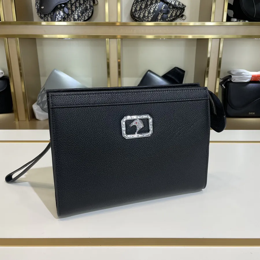 Stephen's Premium Men's Bucket Bag Elegant and Refined