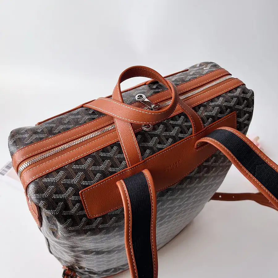 Cisain AIN MM Bucket Bag Slim Design, Daily & Travel Use