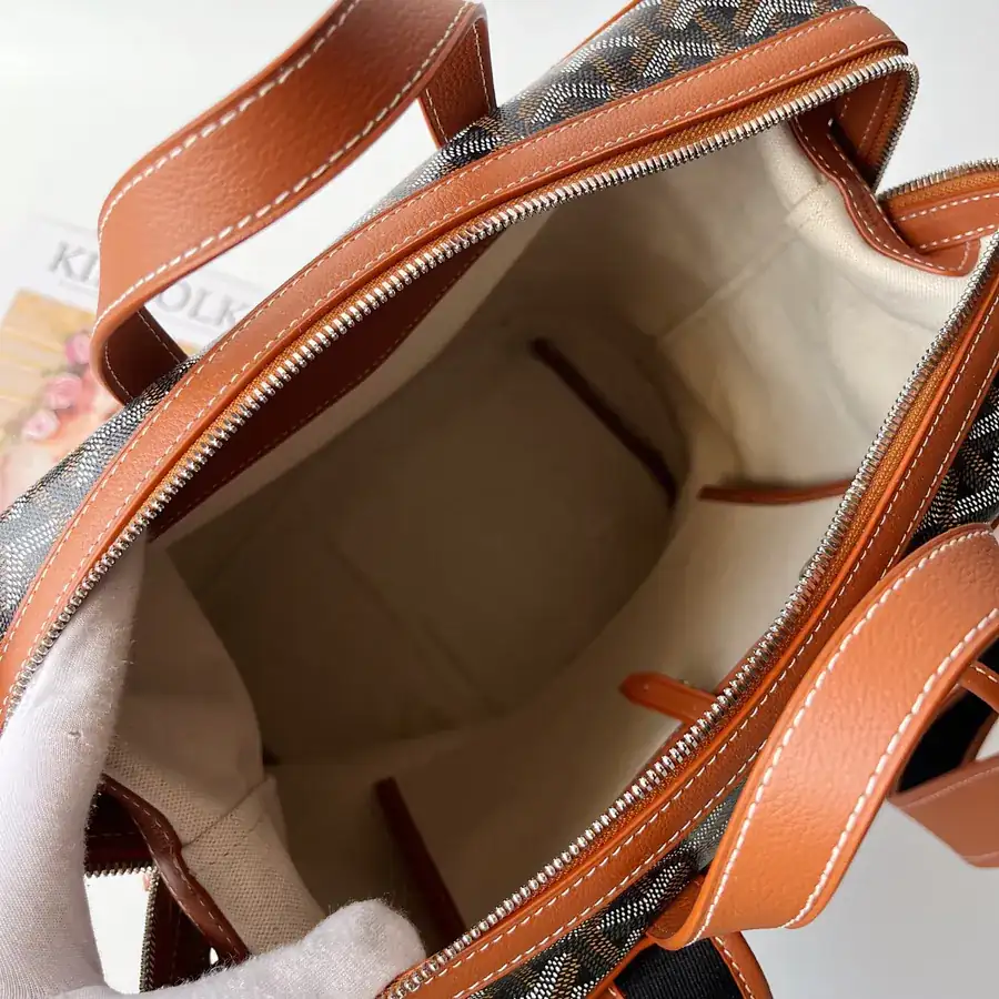 Cisain AIN MM Bucket Bag Slim Design, Daily & Travel Use