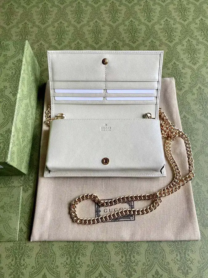 Woc Bucket Bag with Chain Detail 2020 New Collection