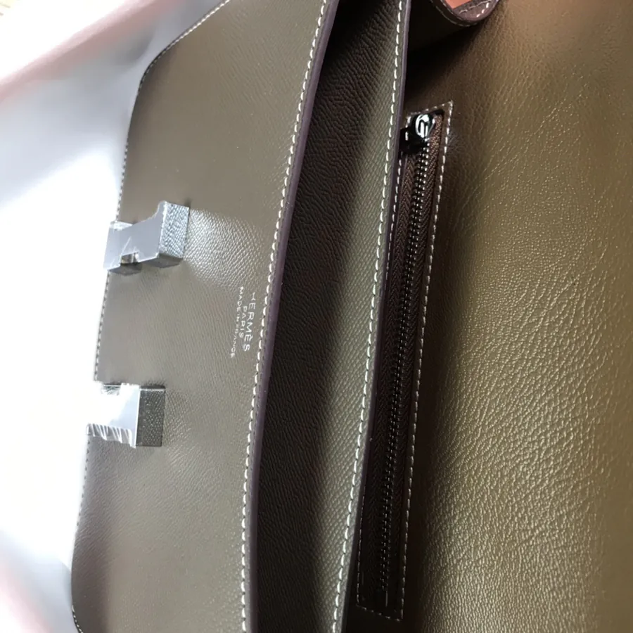 Constance 『康康』 23cm Bucket Bag with Gold and Silver Buckles