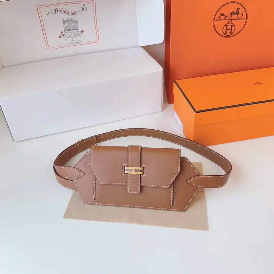 Elan Poet 24 Bucket Bag Swift Calfskin
