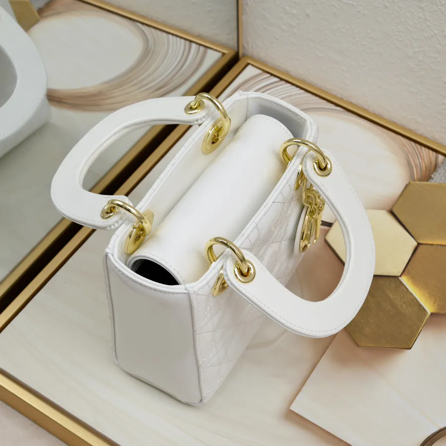 Mini Lady Classic Classic Style Bucket Bag