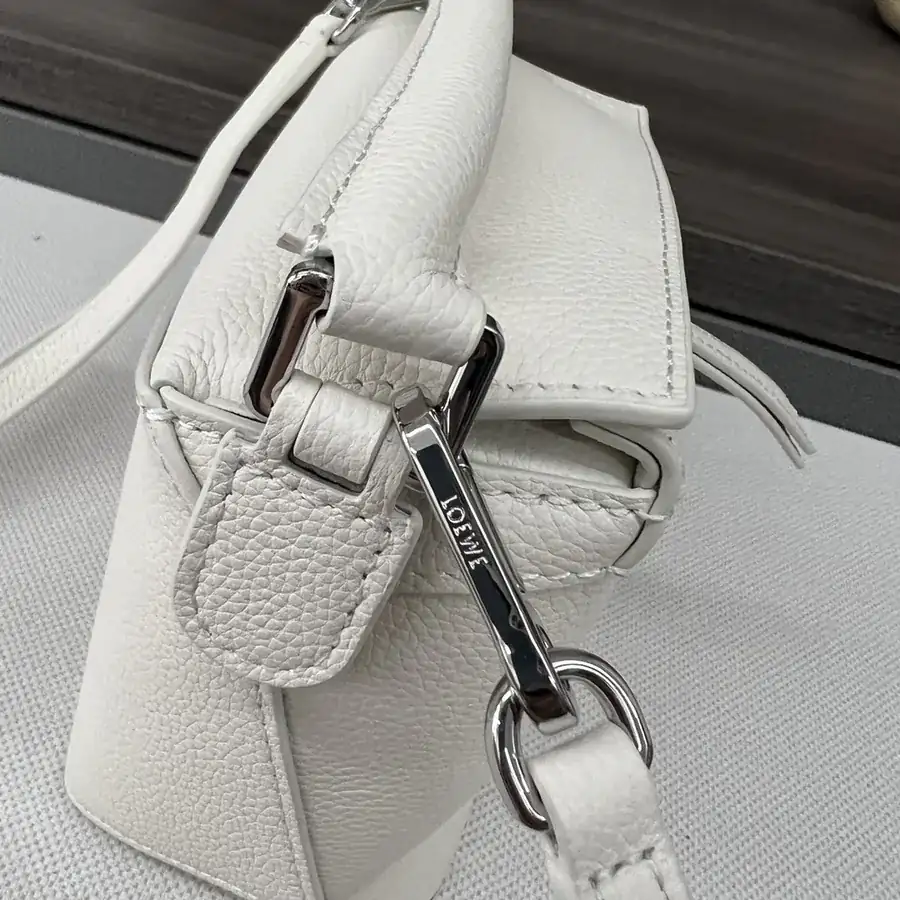 New Puzzle Edge Tote in Grained Calfskin
