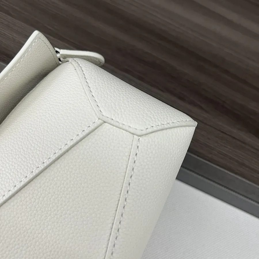 New Puzzle Edge Tote in Grained Calfskin