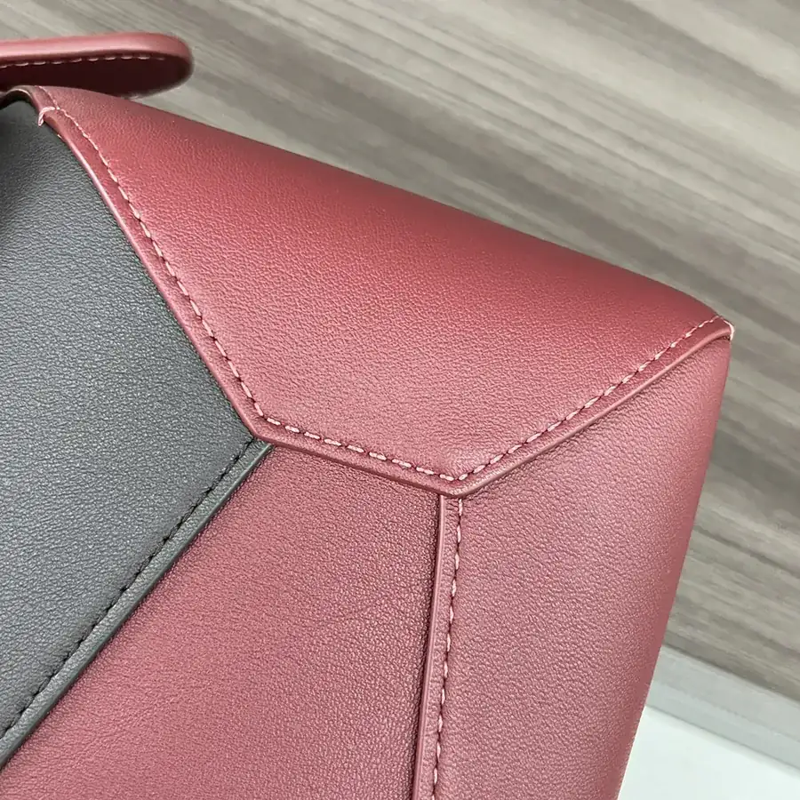 New Puzzle Shoulder Bag in Classic Leather
