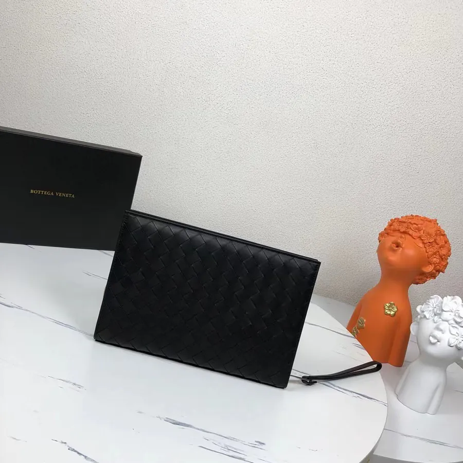 P360 New Woven Handbag with Box Classic Woven Mesh, Premium Leather, Practical Design