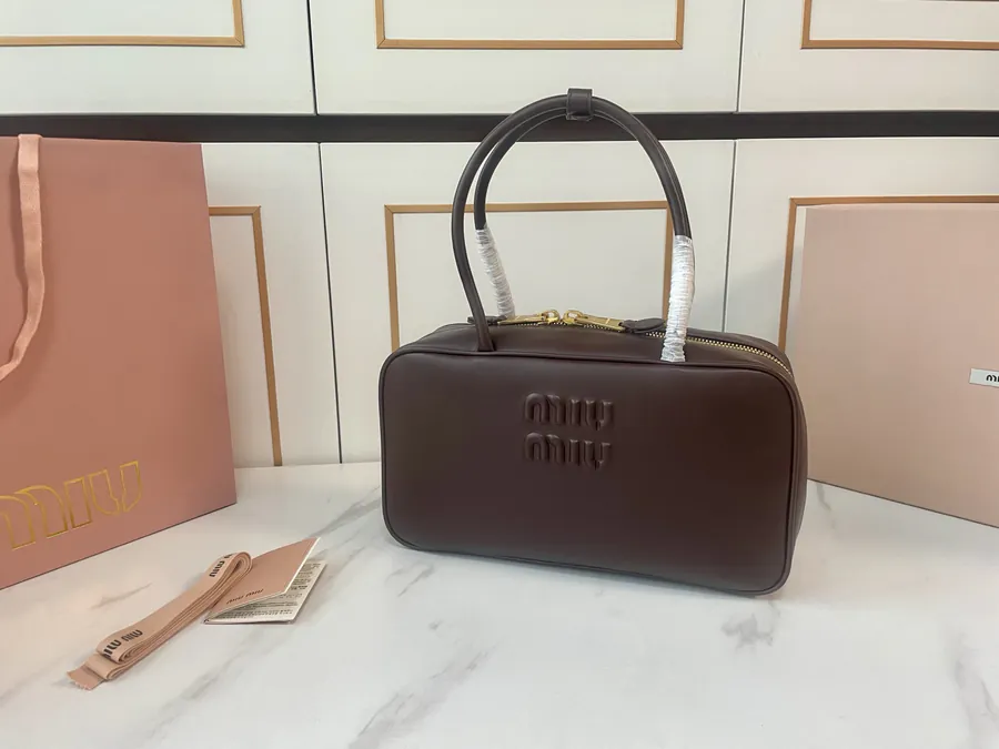 P780 M Family Bucket Bag