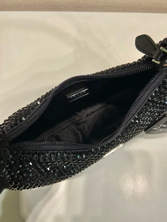 2023 1ne515 Sparkle Hobo