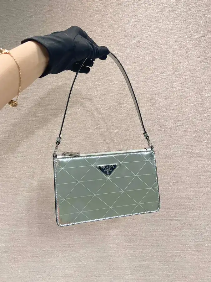 Polo Vintage Style Crossbody Bag with Grained Calfskin