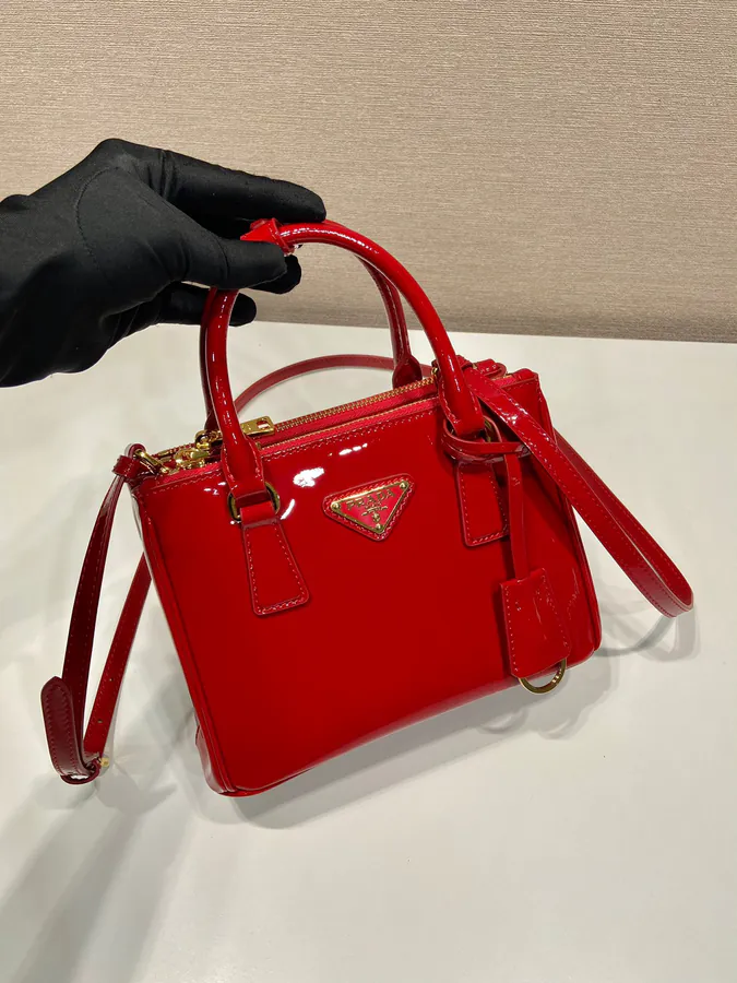 Galleria Mini Handbag with Detachable Strap