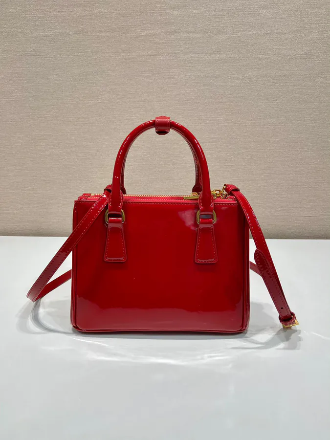 Galleria Mini Handbag with Detachable Strap