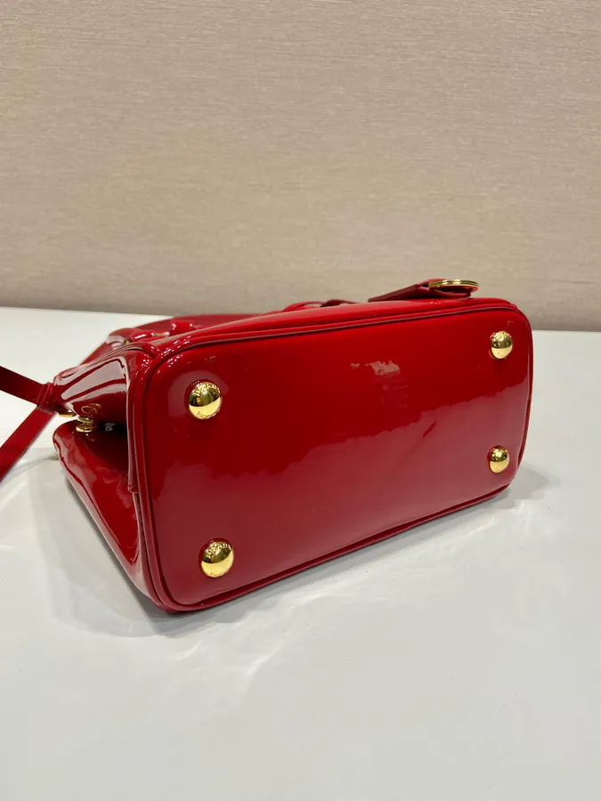 Galleria Mini Handbag with Detachable Strap