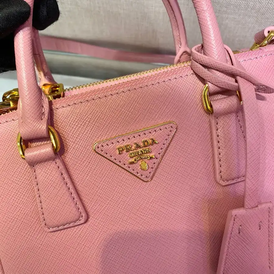 Galleria Mini Handbag with Detachable Strap