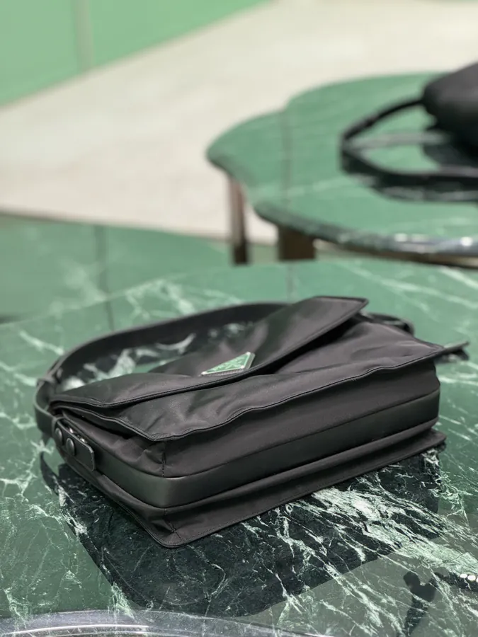 Cini Series Mail Bag (Medium)