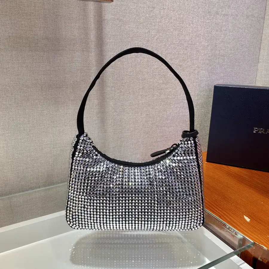 1ne515 Sparkle Hobo