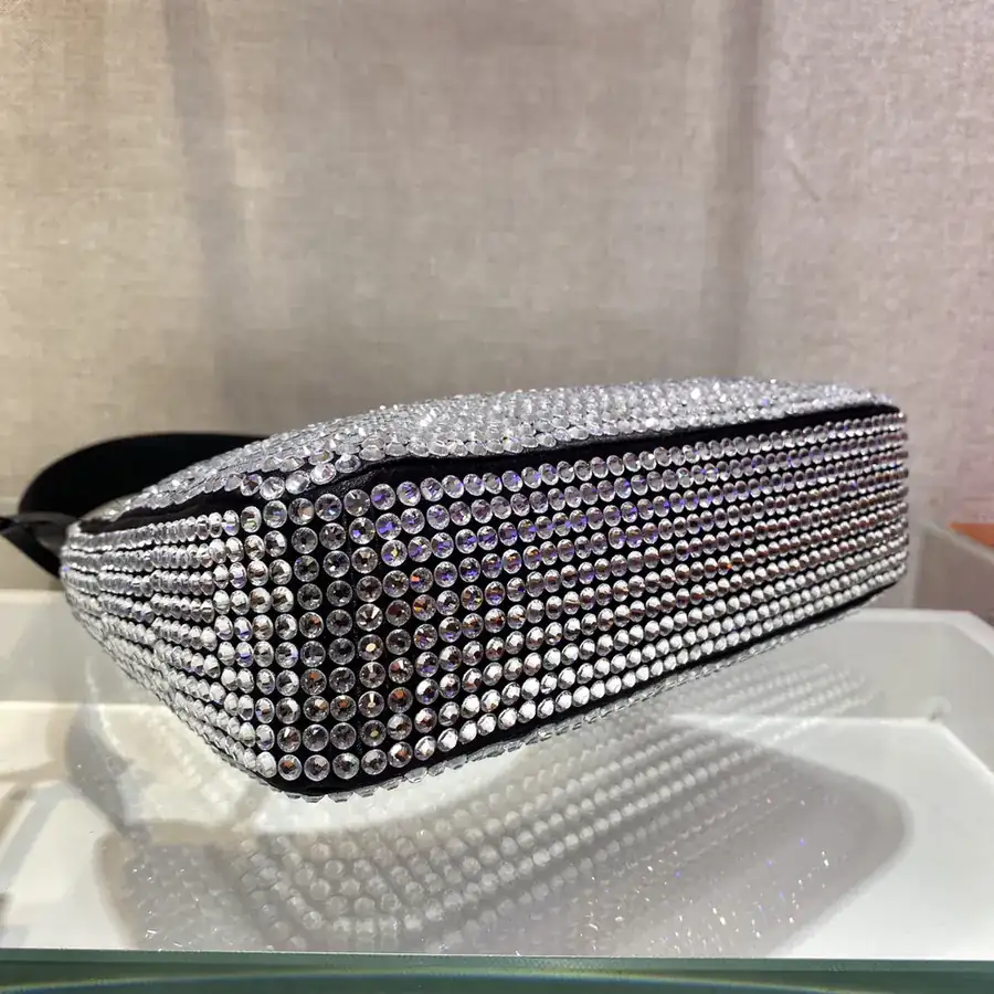 1ne515 Sparkle Hobo