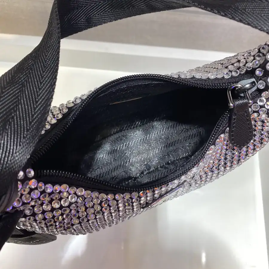1ne515 Sparkle Hobo