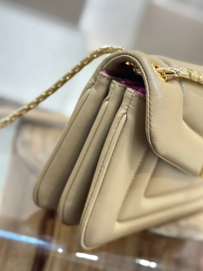 P950 Serpenti Reverse Mini Shoulder Bag