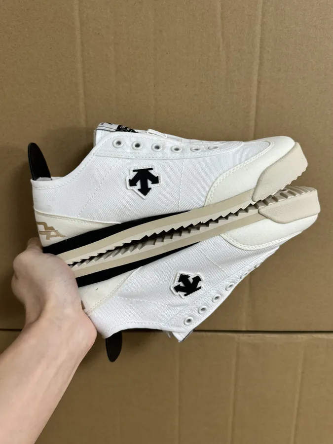 Con Retro Slip On Casual Shoes for Men