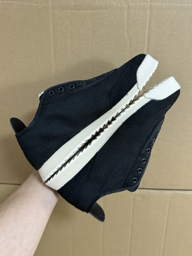 Con Retro Slip On Casual Shoes for Men