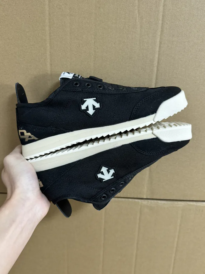 Con Retro Slip On Casual Shoes for Men