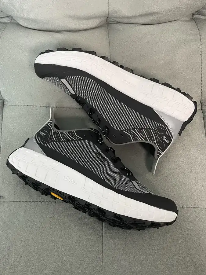 NORDA 001 Men's Lightweight Running Shoes