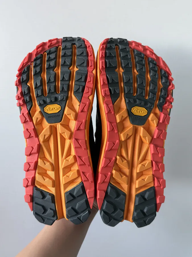 Altra Olympus 6 Black Orange