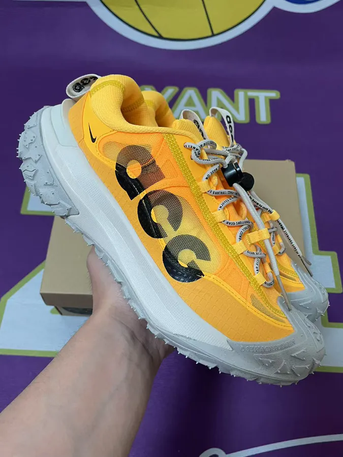 ACG Mountain Fly Low 2 Yellow Outdoor Functional Low top Shoes