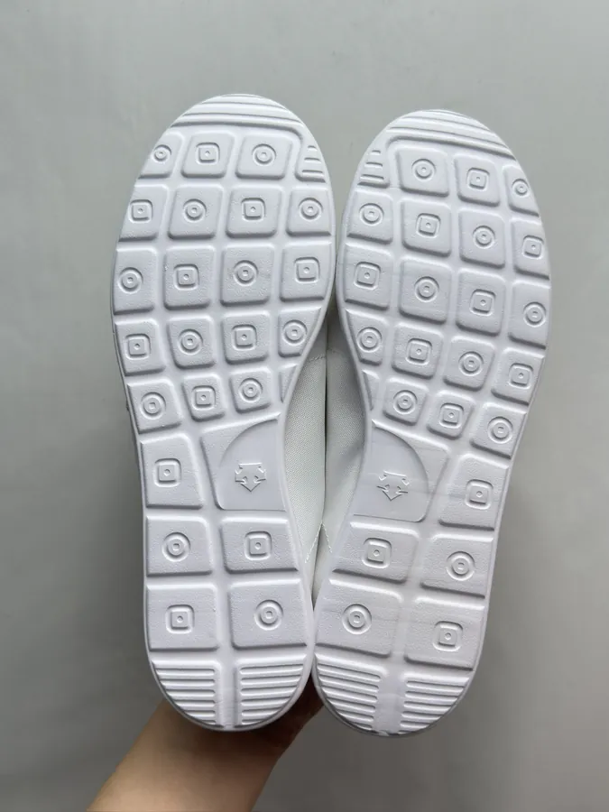 CON One Piece Slip On Shoes in Gray White