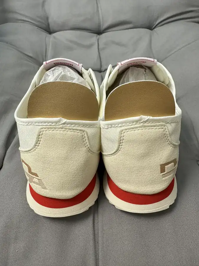 250 CON One Piece Sneaker