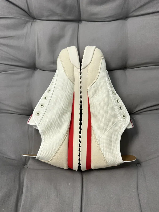 250 CON One Piece Sneaker